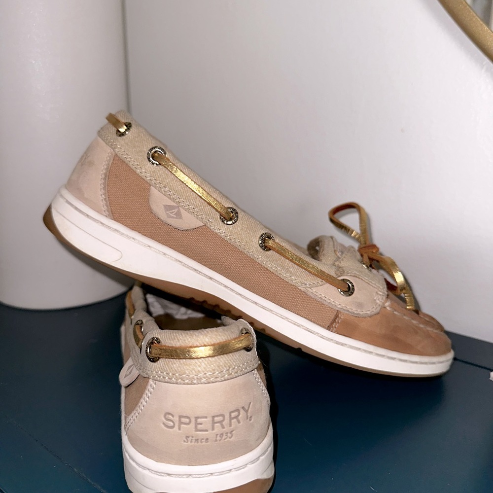 Sperry topsider women’s Sz 7 slip on.